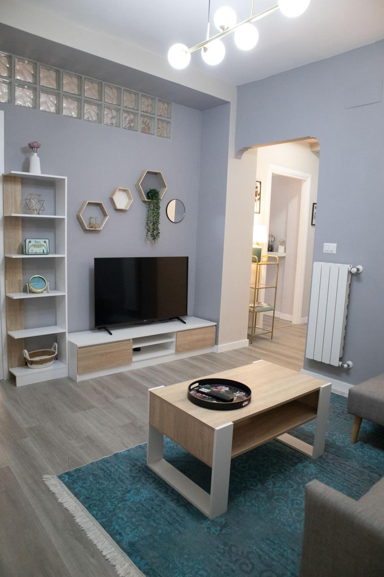 Sara's - Modern Near Metro, Perfect For Families And Groups In Apartment Rom